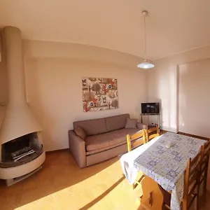 https://a-due-passi-dal-mare-milazzo-98057.sicilyhotelsitaly.net