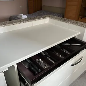 https://luminoso-monolocale-zona-servita.it-lombardy.com